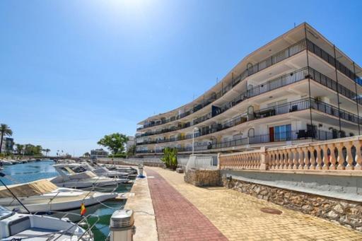 Bonito En La Playa Del Arenal De * Javea