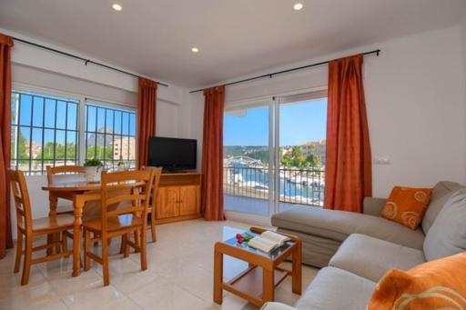Bonito En La Playa Del Arenal De Appartement Jávea